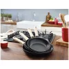 Staub Pans | serpenyő fafogantyúval 28 cm | öntöttvas | fekete | kerek